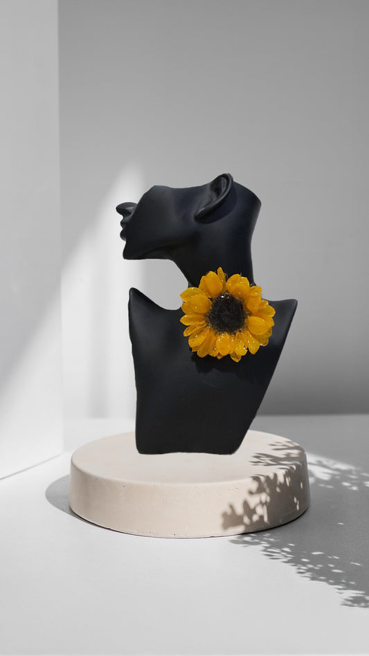 Clara Choker